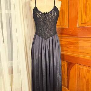 Vintage Cinema Etoile Black Lace and Satin Long Nightgown Lingerie